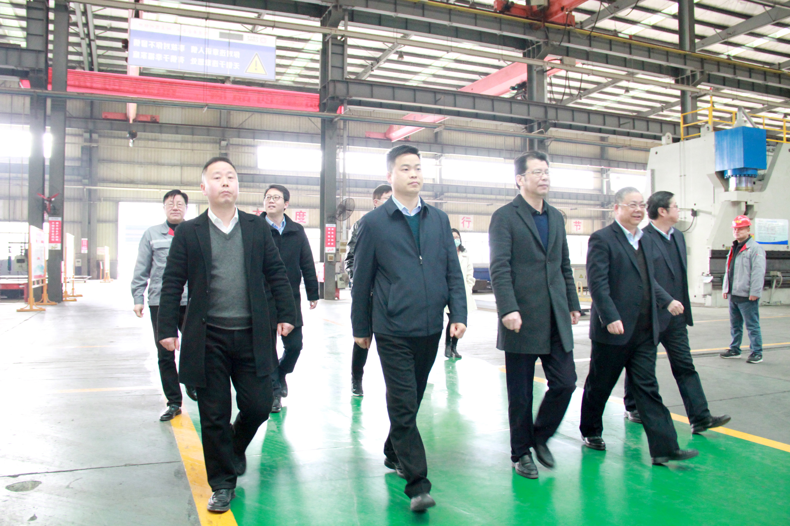 政府牽紅線，產(chǎn)學(xué)研融合--武漢科技大學(xué)夏緒輝專家團隊一行