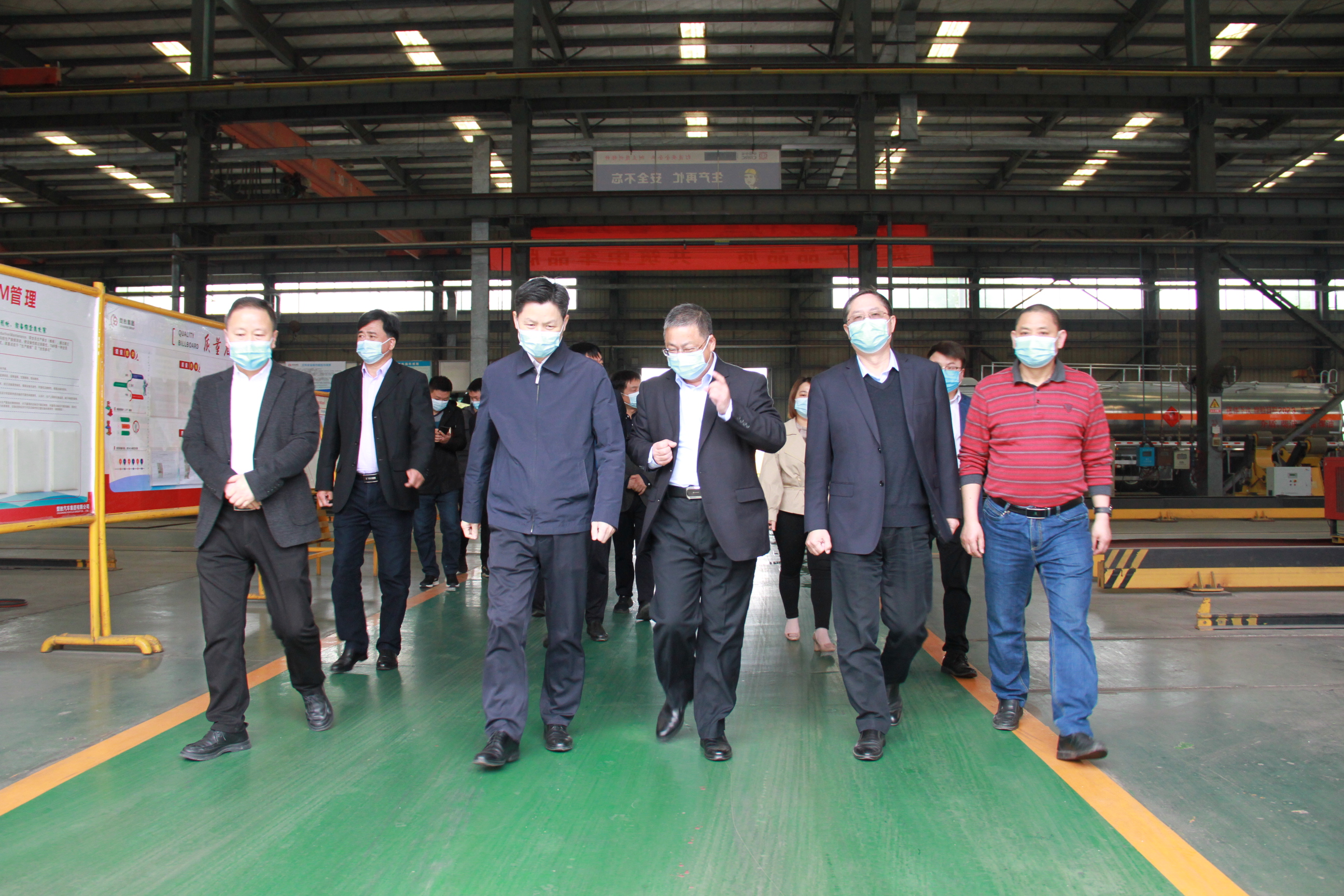 防疫情，促生產(chǎn)，市委常委副市長甘國棟一行蒞臨楚勝調(diào)研