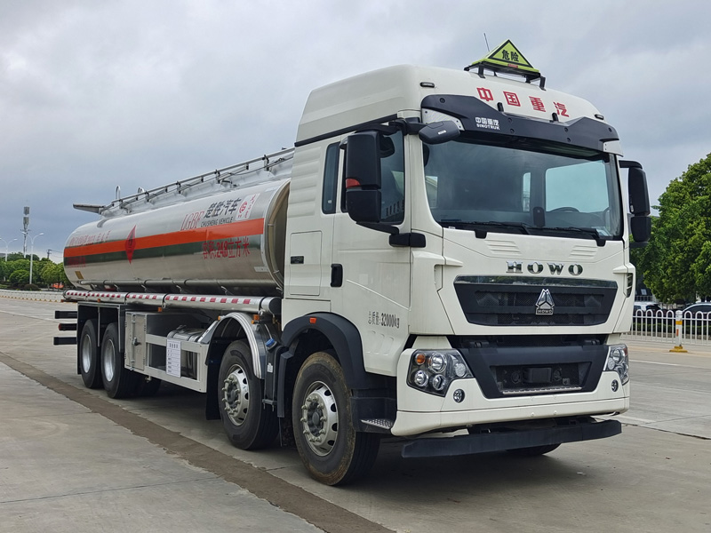 鋁合金運(yùn)油車(chē)，運(yùn)油車(chē)廠家，楚勝汽車(chē)集團(tuán)